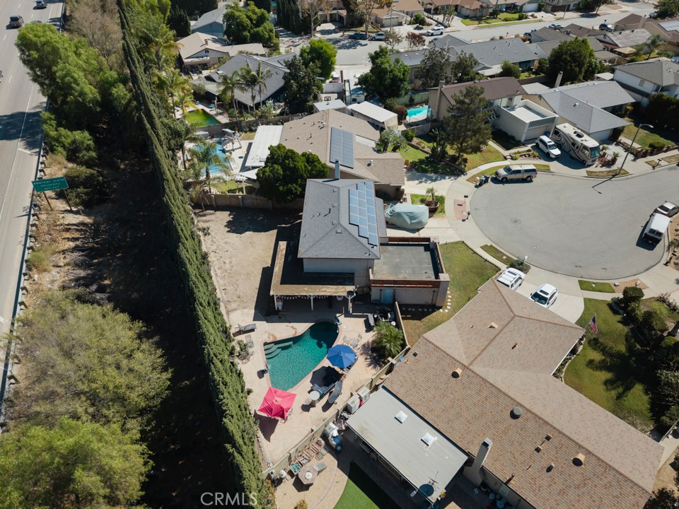 2491 Castlemont Court N Property Photo 34
