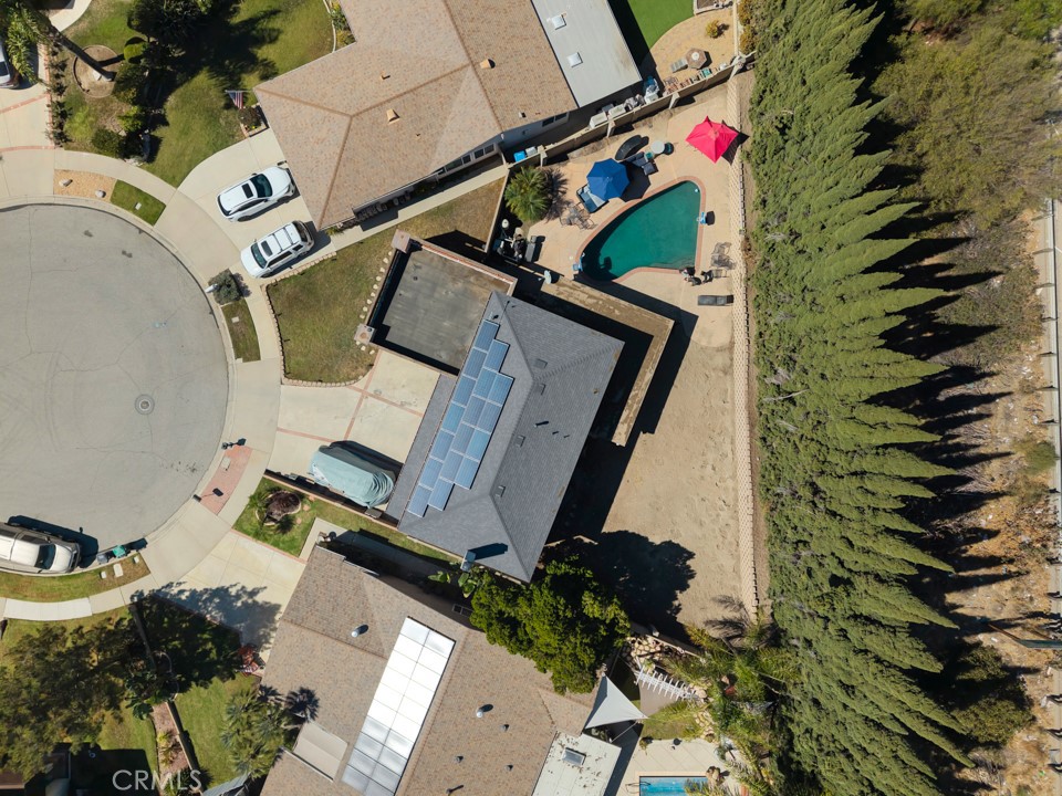 2491 Castlemont Court N Property Photo 35