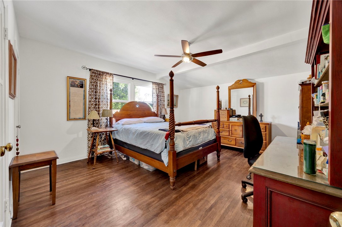 14013 Cohasset Street Property Photo 20