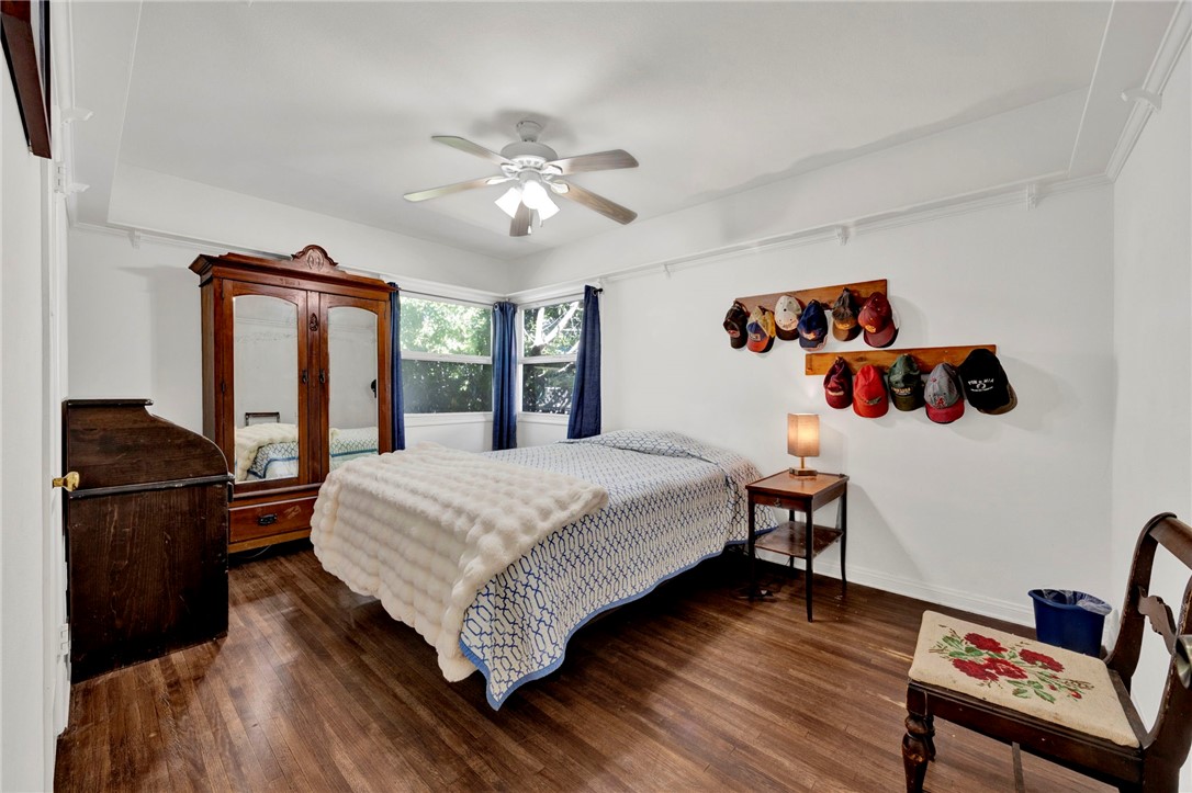 14013 Cohasset Street Property Photo 22
