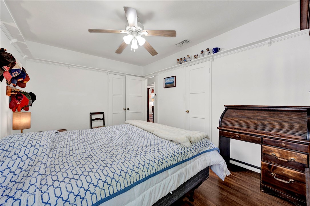 14013 Cohasset Street Property Photo 23