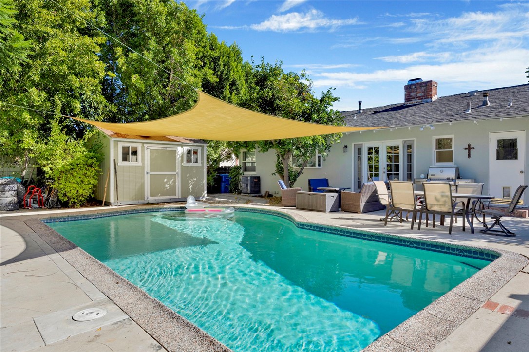 14013 Cohasset Street Property Photo 32