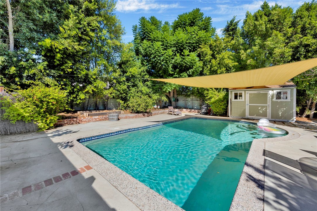14013 Cohasset Street Property Photo 34