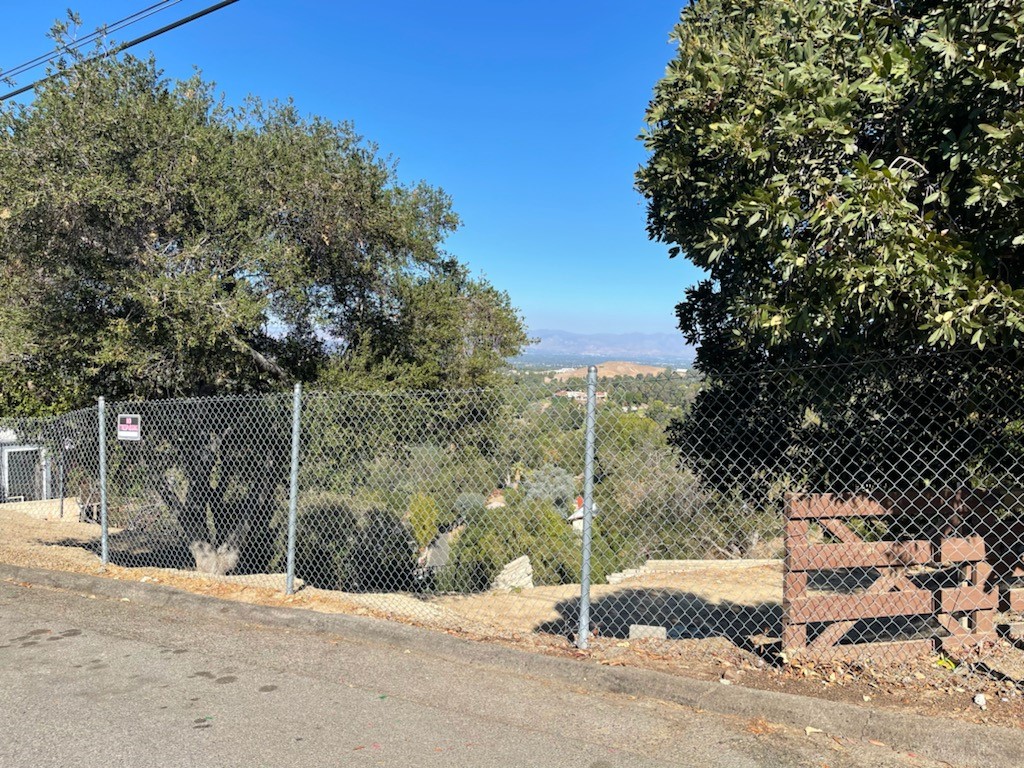 4540 San Blass Avenue Property Photo 23