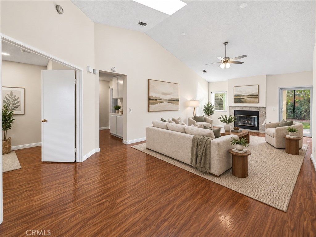 44328 Soft Avenue Property Photo 4