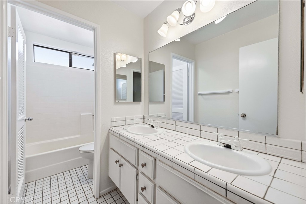 44328 Soft Avenue Property Photo 22