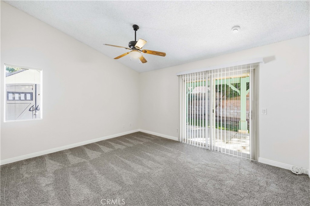 44328 Soft Avenue Property Photo 23