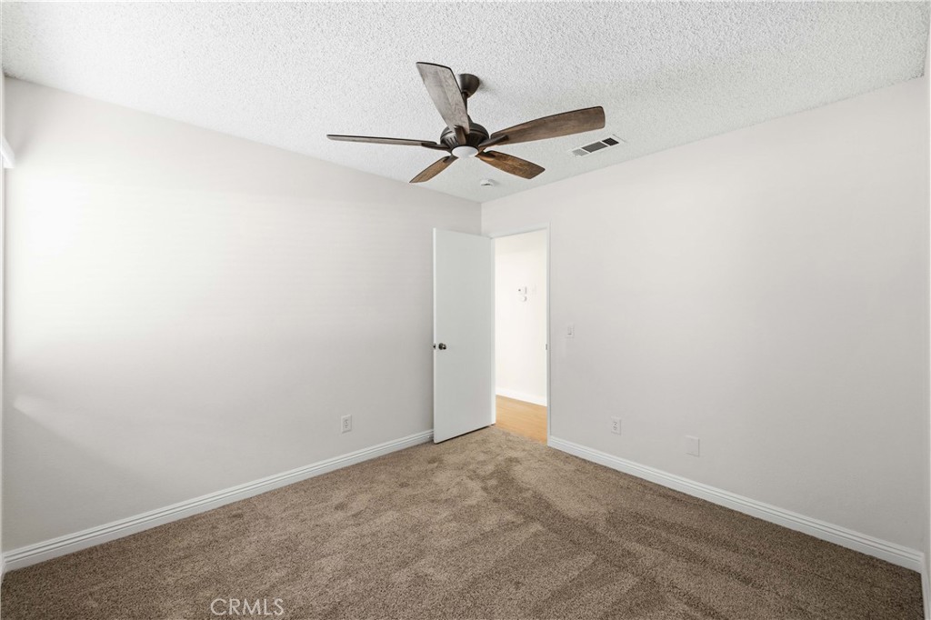 44328 Soft Avenue Property Photo 27