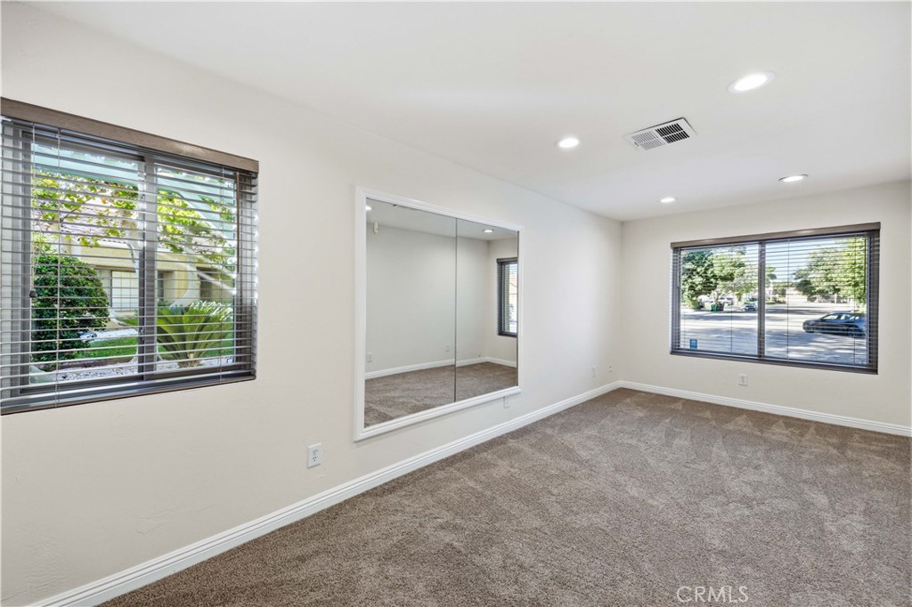 44328 Soft Avenue Property Photo 33