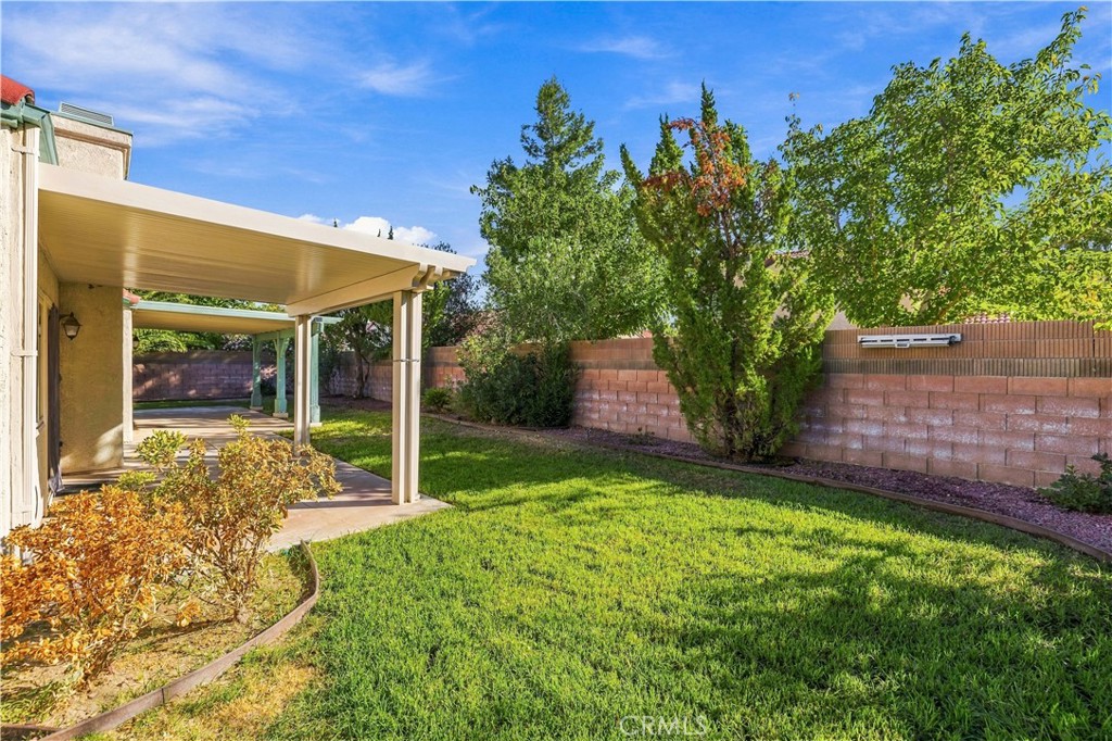 44328 Soft Avenue Property Photo 37