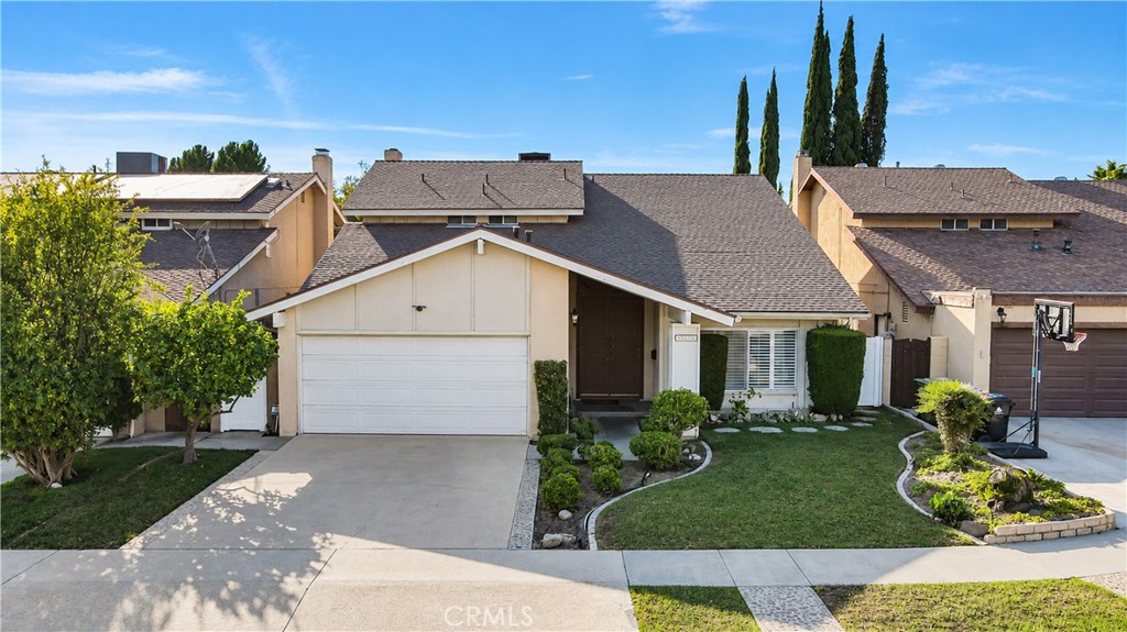 5521 Goodland Avenue Property Photo 1
