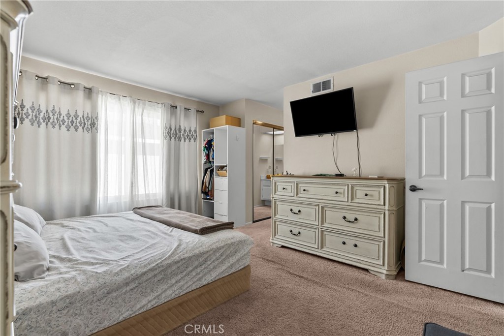 9915 Variel Avenue 22 Property Photo 21
