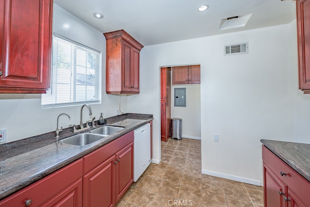 10260 Tujunga Canyon Property Photo 9