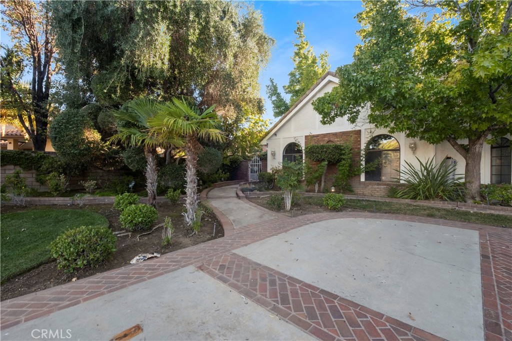 41529 Mission Drive Property Photo 4