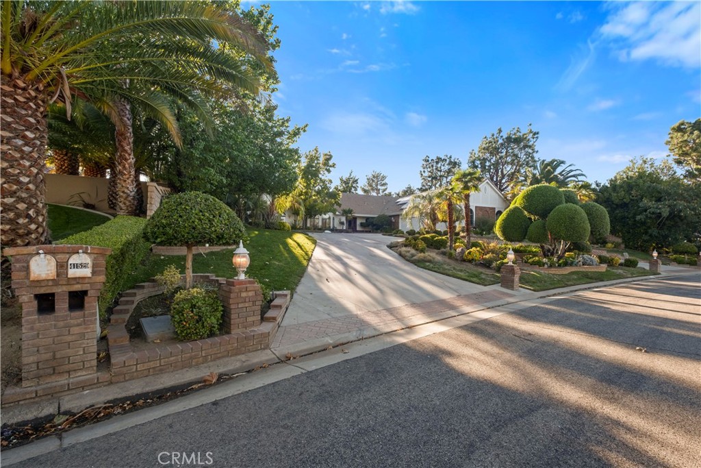 41529 Mission Drive Property Photo 7
