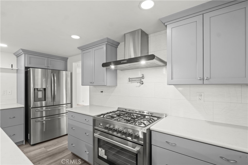 41529 Mission Drive Property Photo 16