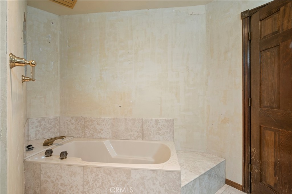 41529 Mission Drive Property Photo 22