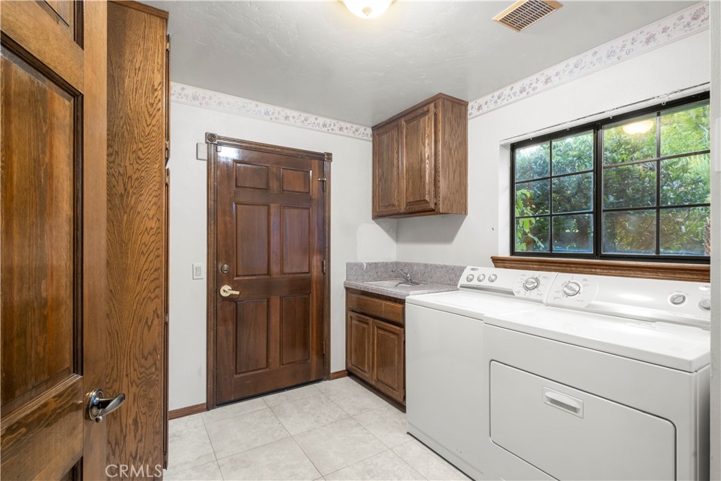 41529 Mission Drive Property Photo 32