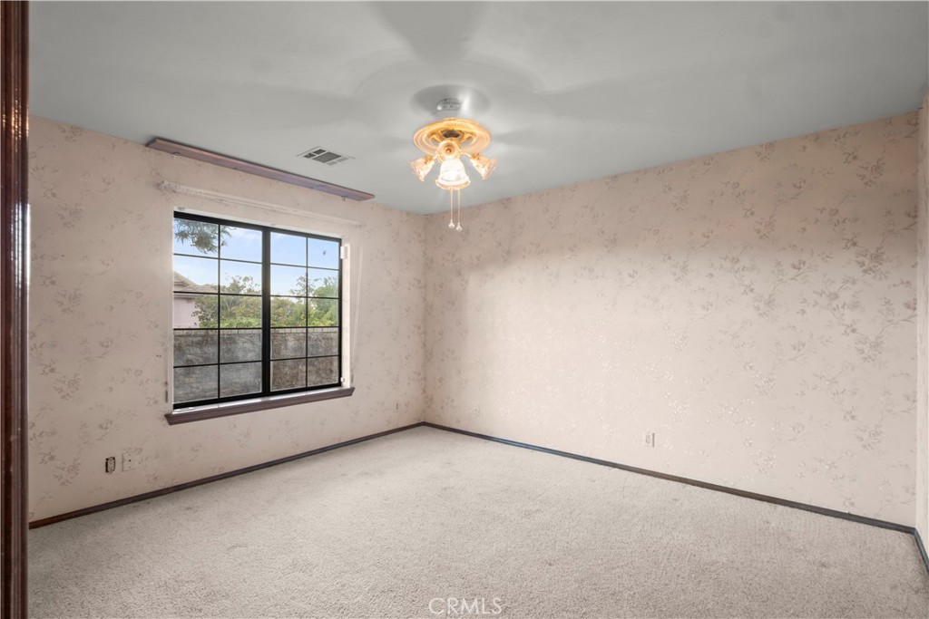 41529 Mission Drive Property Photo 34