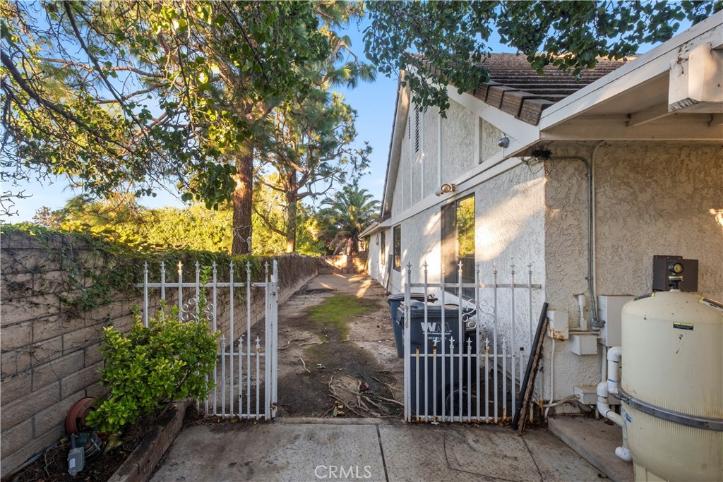 41529 Mission Drive Property Photo 40