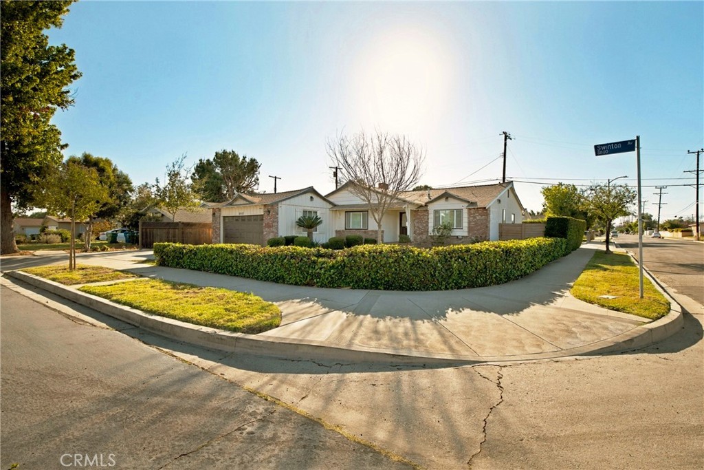 8857 Swinton Avenue Property Photo 2