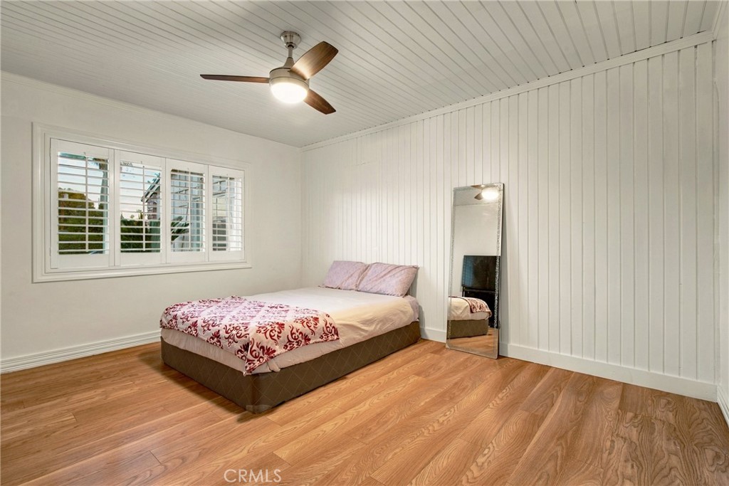 8857 Swinton Avenue Property Photo 13