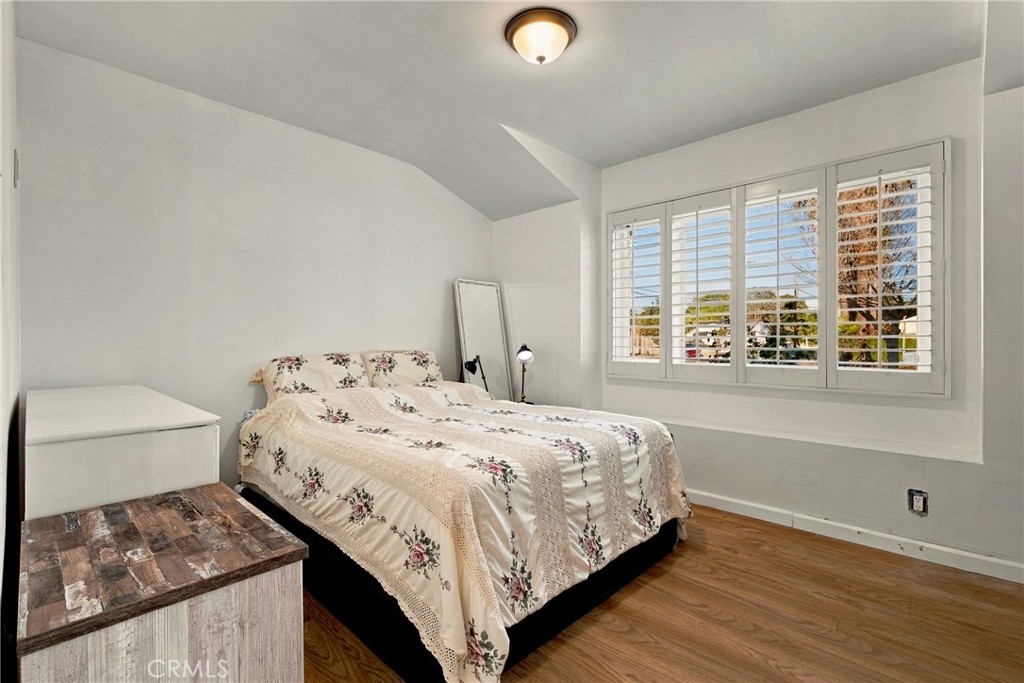 8857 Swinton Avenue Property Photo 15