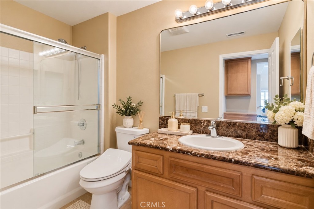 27028 Pebble Beach Drive Property Photo 8