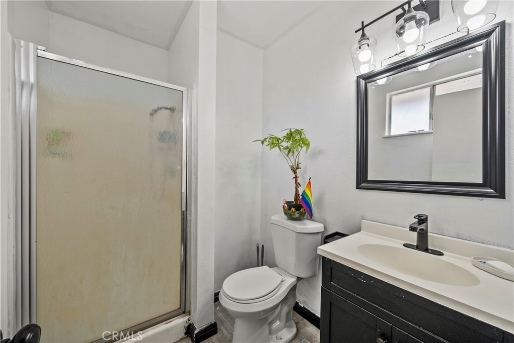 3330 Roxbury Property Photo 16
