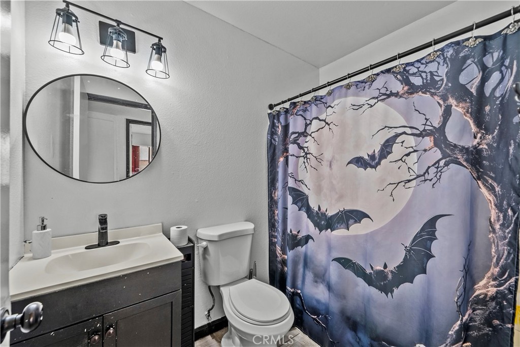 3330 Roxbury Property Photo 18