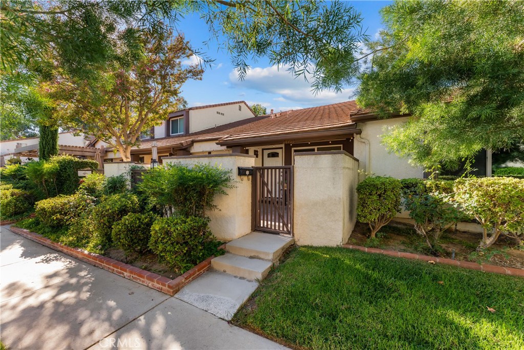 24752 Masters Cup Way Property Photo 2