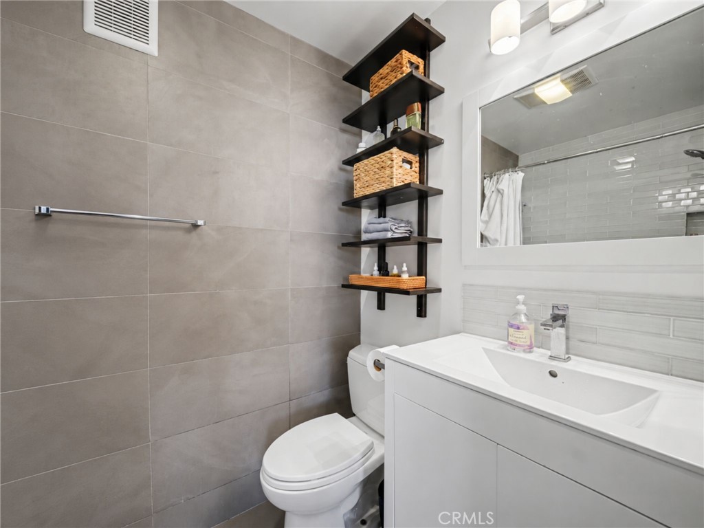 33 Privateer Street 3 Property Photo 30