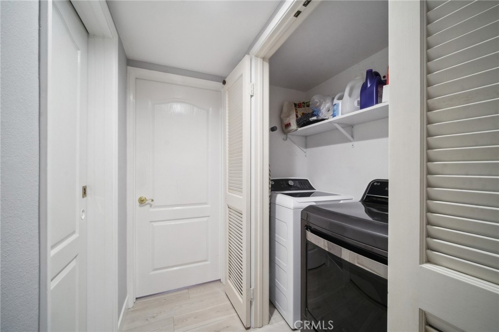 10659 Bloomfield Street Property Photo 21