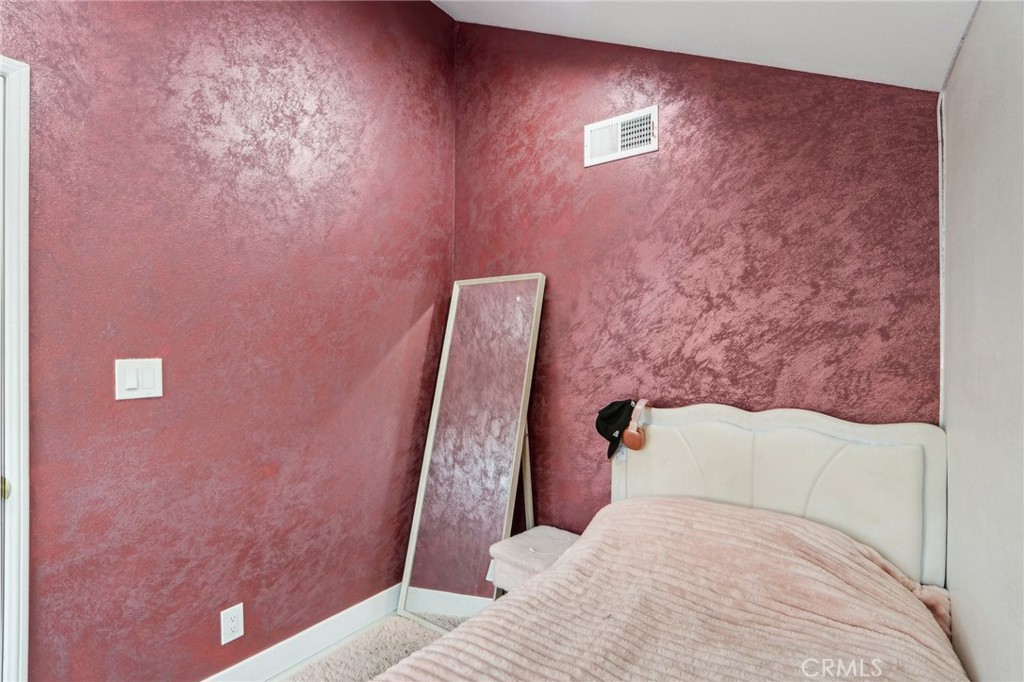 10659 Bloomfield Street Property Photo 36