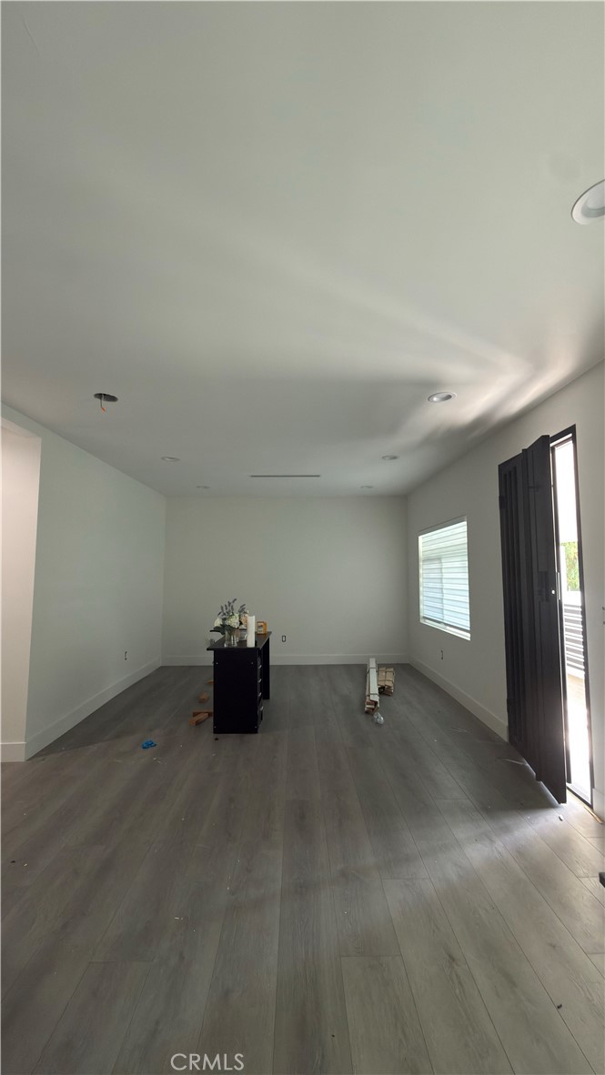 1626 Winona Boulevard Property Photo 7