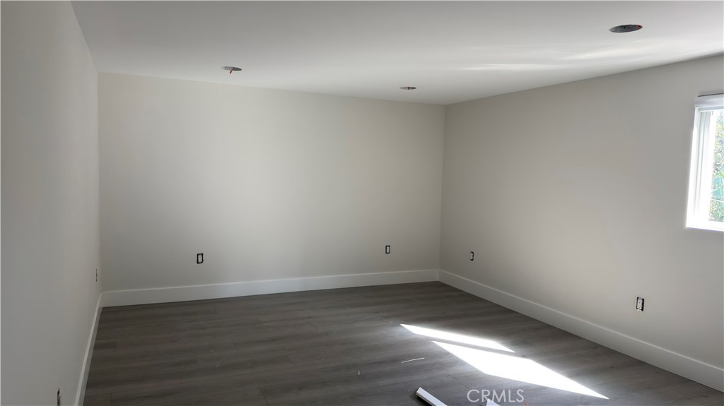 1626 Winona Boulevard Property Photo 13