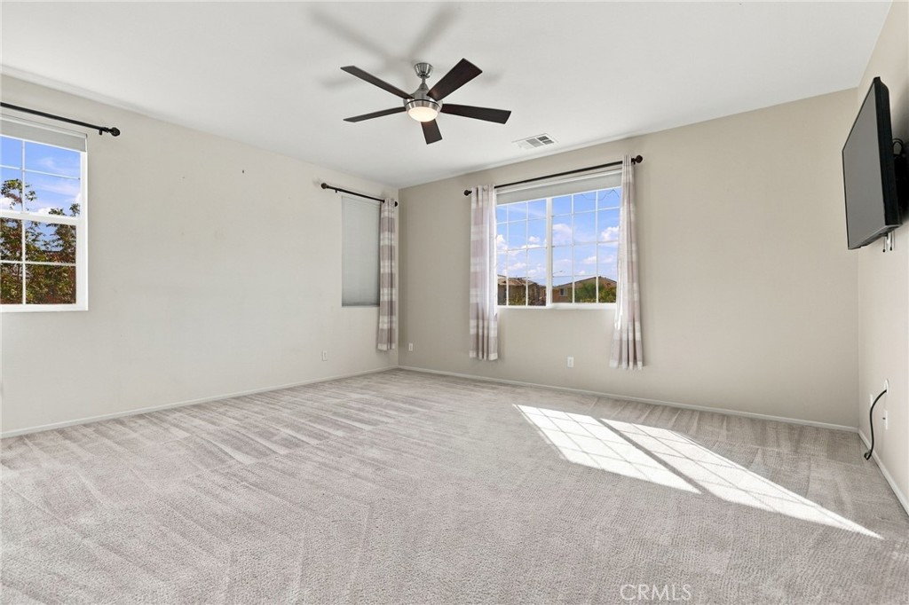 4702 W Jewel Drive Property Photo 12