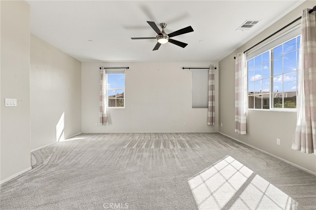4702 W Jewel Drive Property Photo 13