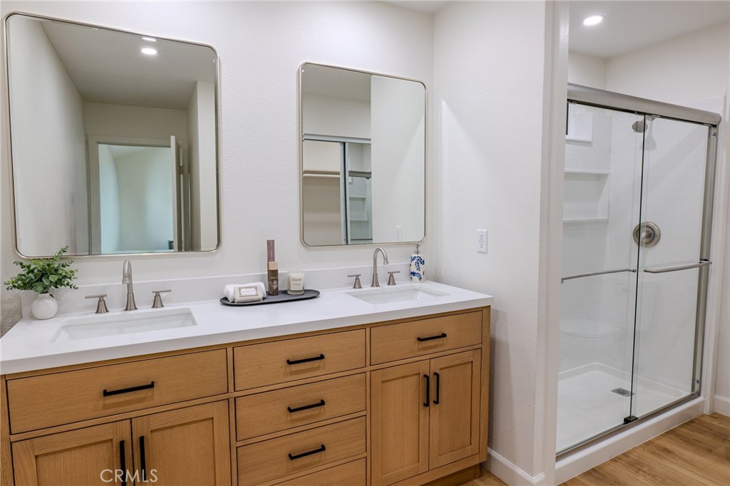 8018 Winnetka Avenue Property Photo 5