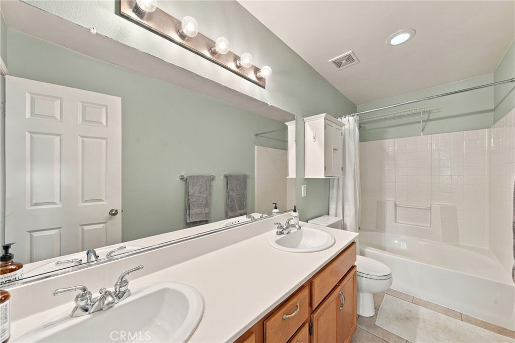 24124 Victoria 57 Property Photo 13