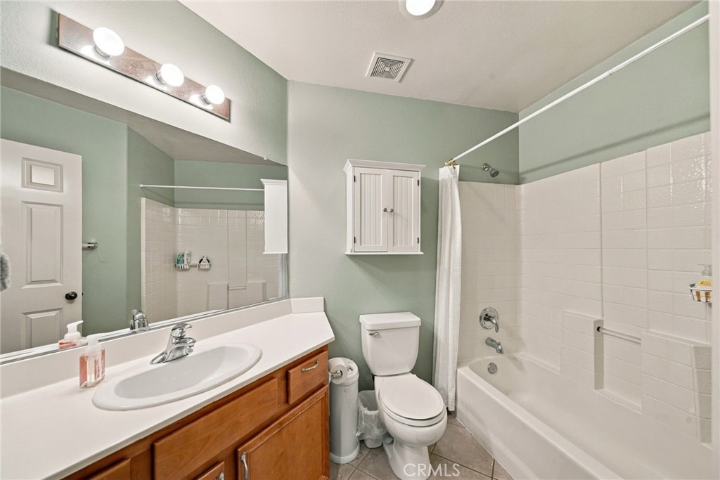 24124 Victoria 57 Property Photo 16