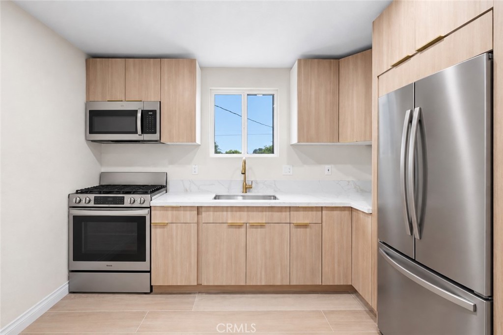 12978 Kamloops Street Property Photo 3