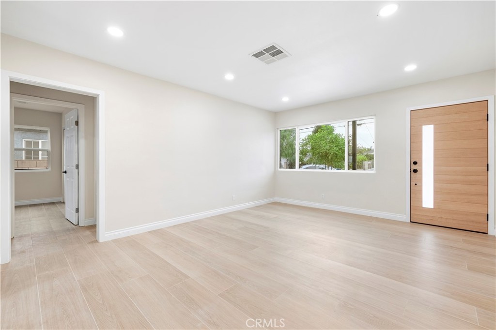 12978 Kamloops Street Property Photo 12