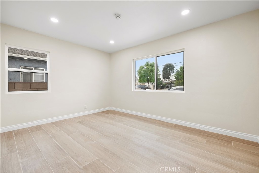 12978 Kamloops Street Property Photo 13