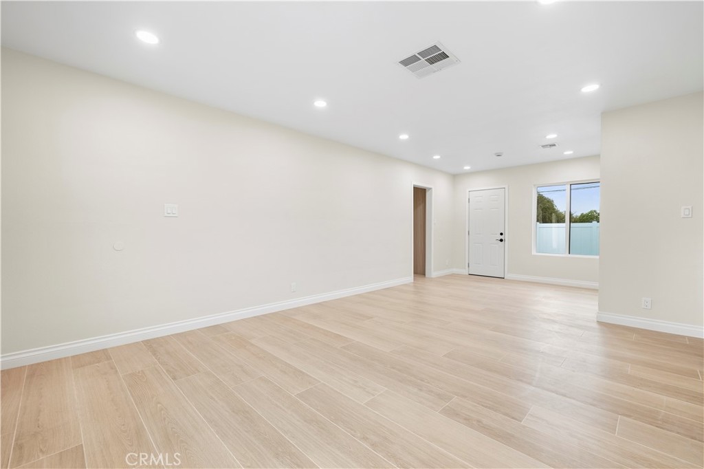 12978 Kamloops Street Property Photo 19