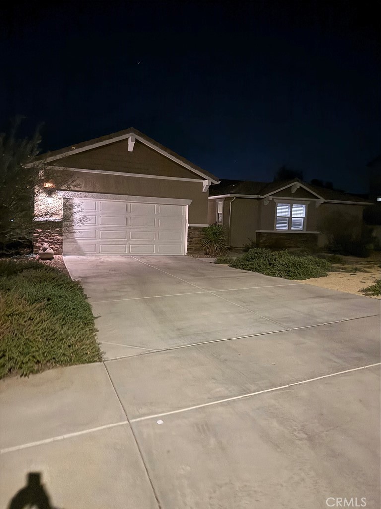 41658 Cielo Vista Drive Property Photo 1