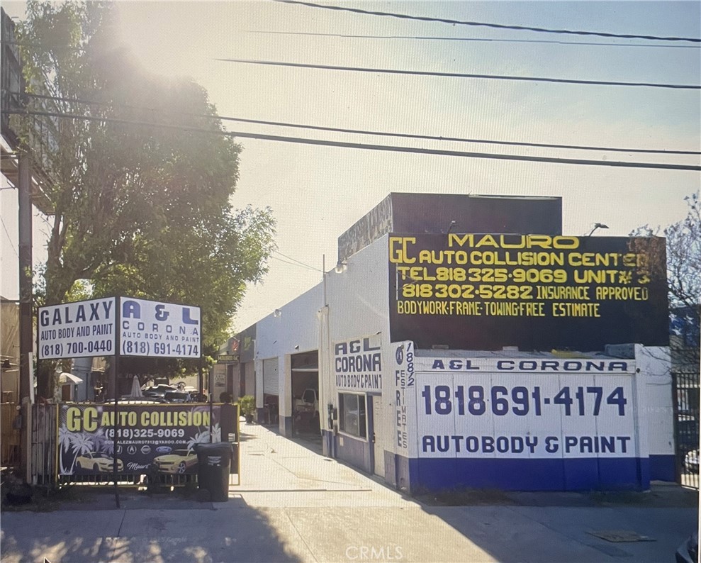 18812 Parthenia Street Property Photo 4