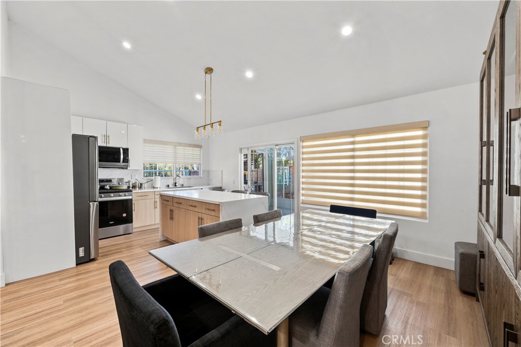 12850 Woodley Avenue Property Photo 16