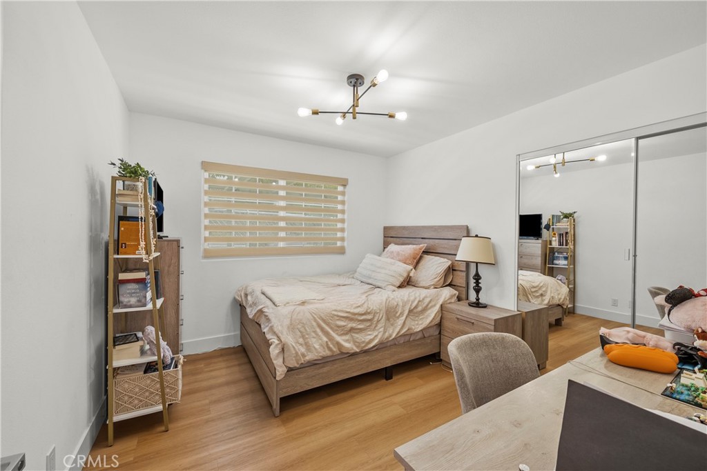 12850 Woodley Avenue Property Photo 23