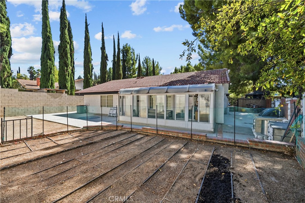 12850 Woodley Avenue Property Photo 40
